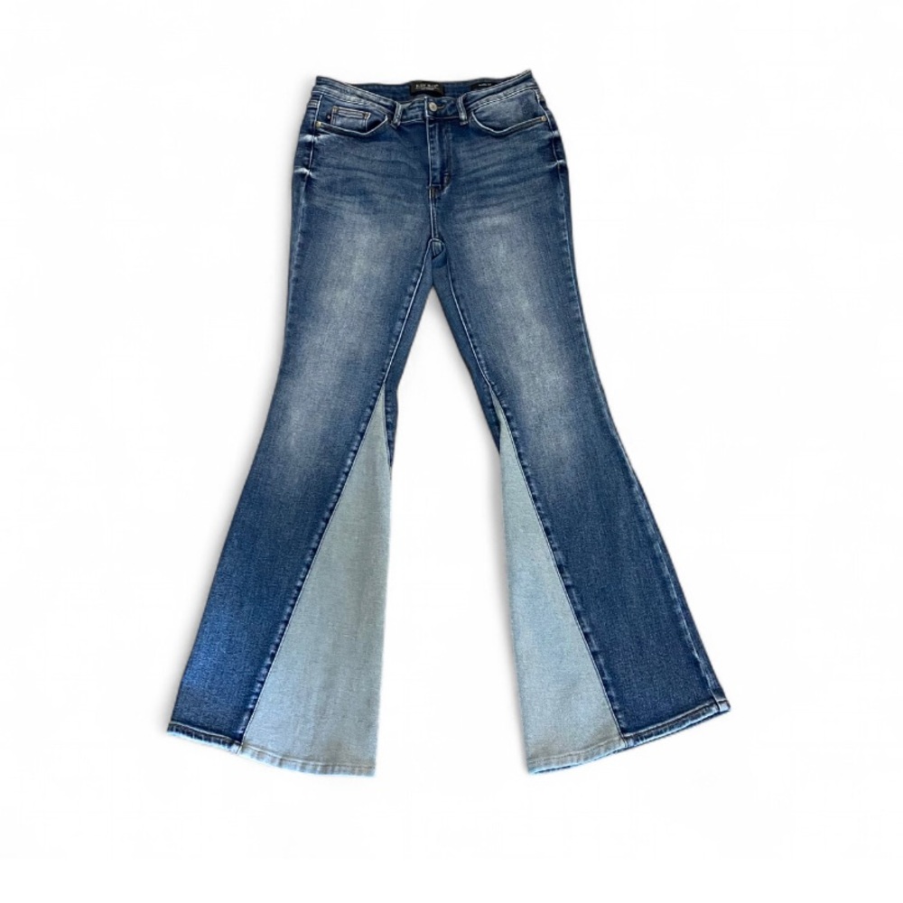 Judy Blue 11/30 two-tone Flare Fit High-rise Jeans Retro Distressed